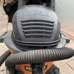 Ridgid 6-Gallon Wet/Dry Vacuum, model WD06701.