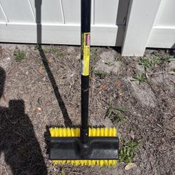 Rubbermaid Bi Level Scrub Brush 