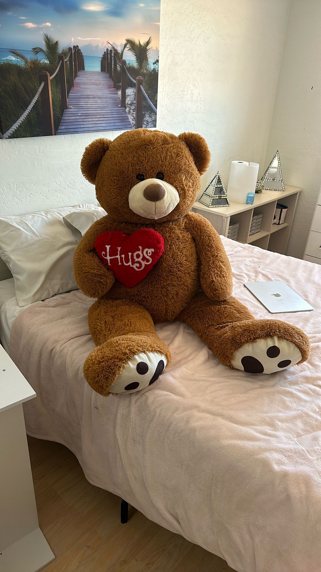 Large Teddy bear