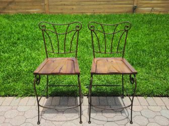 Sturdy Counter Stools