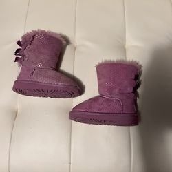 purple uggs