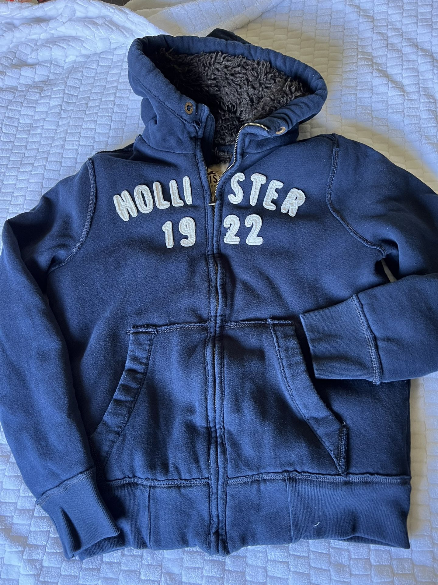 Hollister Winter Jacket for Sale in Brooklyn, NY - OfferUp