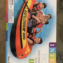 Brand New And Unopened 3 Person Rubber Boat With Oars And Pump 