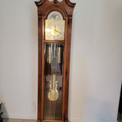 Howard Miller George Washington Grandfather Clock 