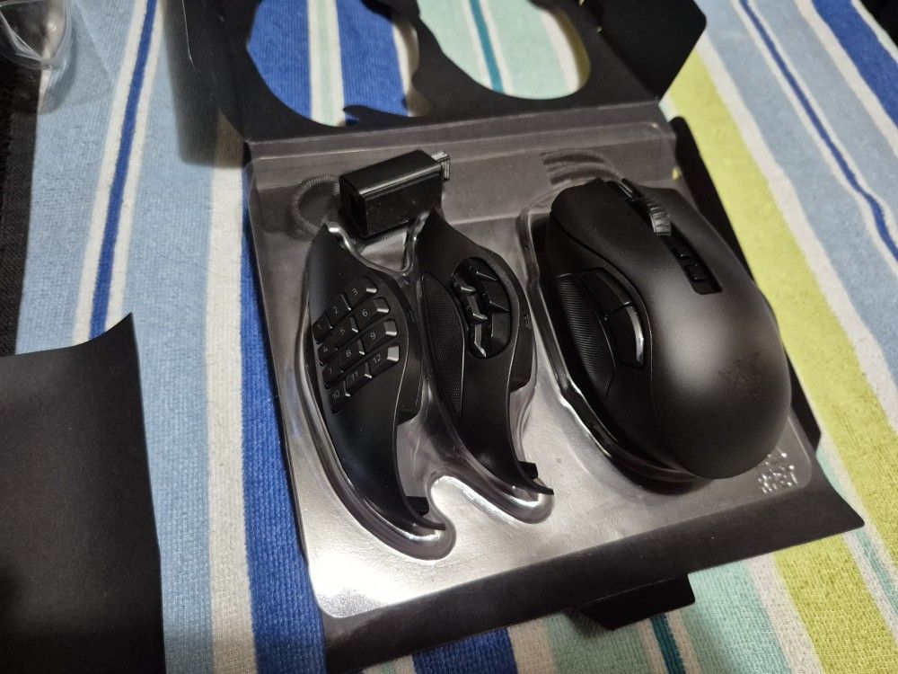 Razer Naga V2 Pro Gaming Mouse