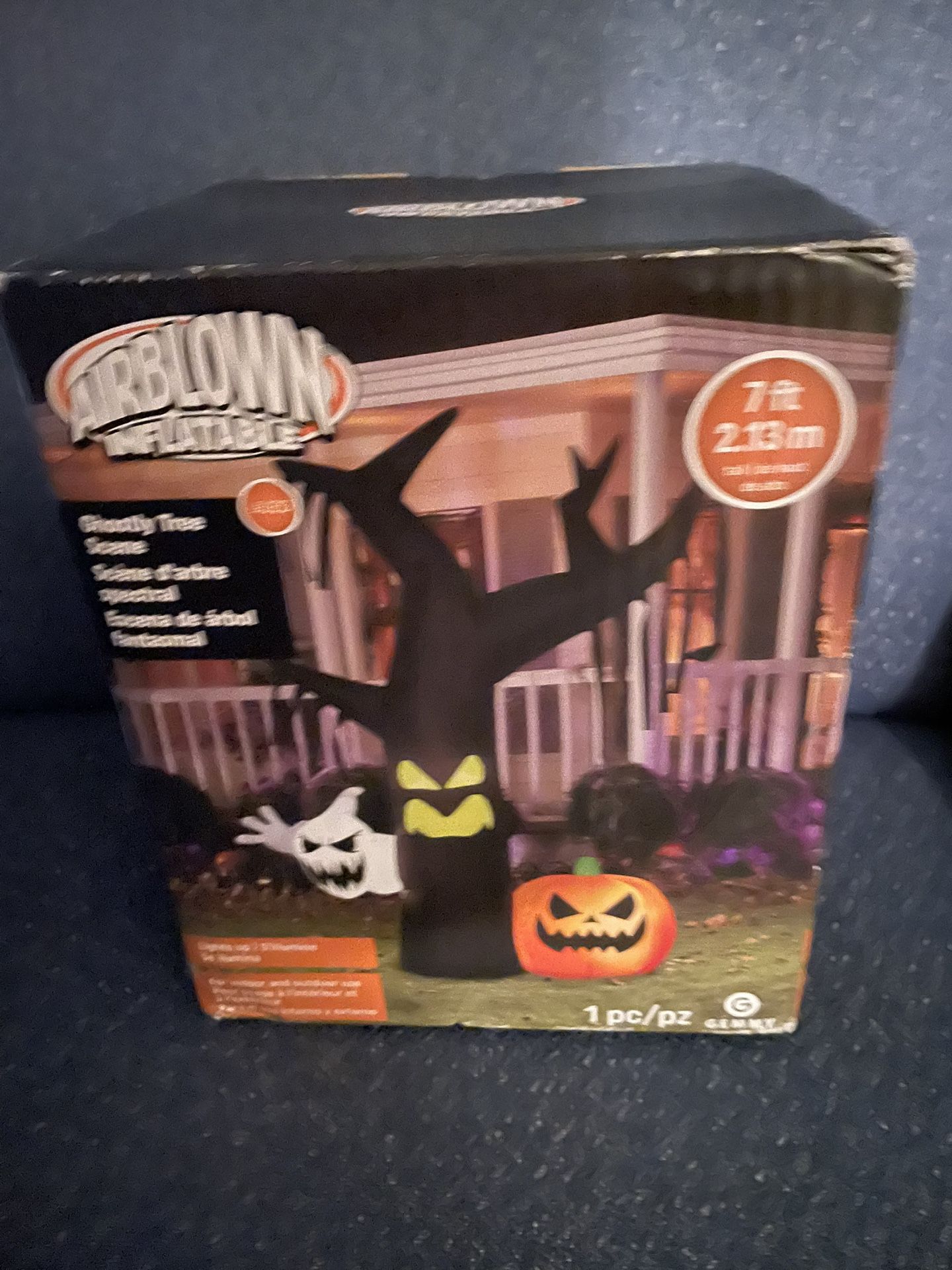 Halloween Inflatable 7 Feet ( New) $20