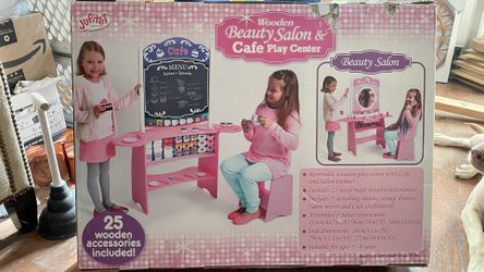 Beauty Salon And Cafe Play Center
