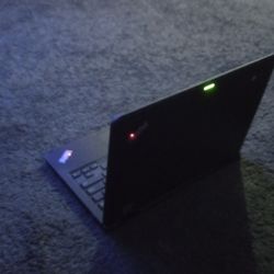 Lenovo Chromebook Thinkpad Like New With Charger 
