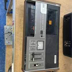 Sony Cassette-Corder TC-127
