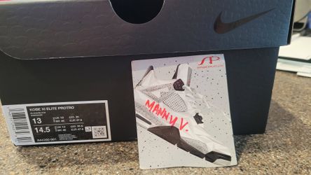 Kobe 11 fade to black size 13