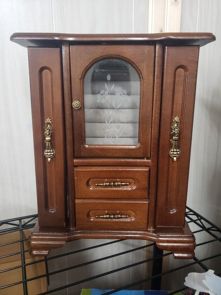 Vintage Jewelry Cabinet. Tabletop Armoire Style. Wood!!