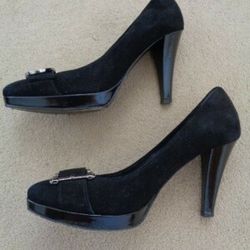 Black Suede Heels Size 7