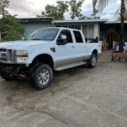 Ford F350 King Ranch Blown Motor. 