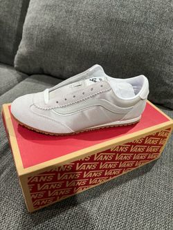 New Women’s Vans Super Lowpro Size 7