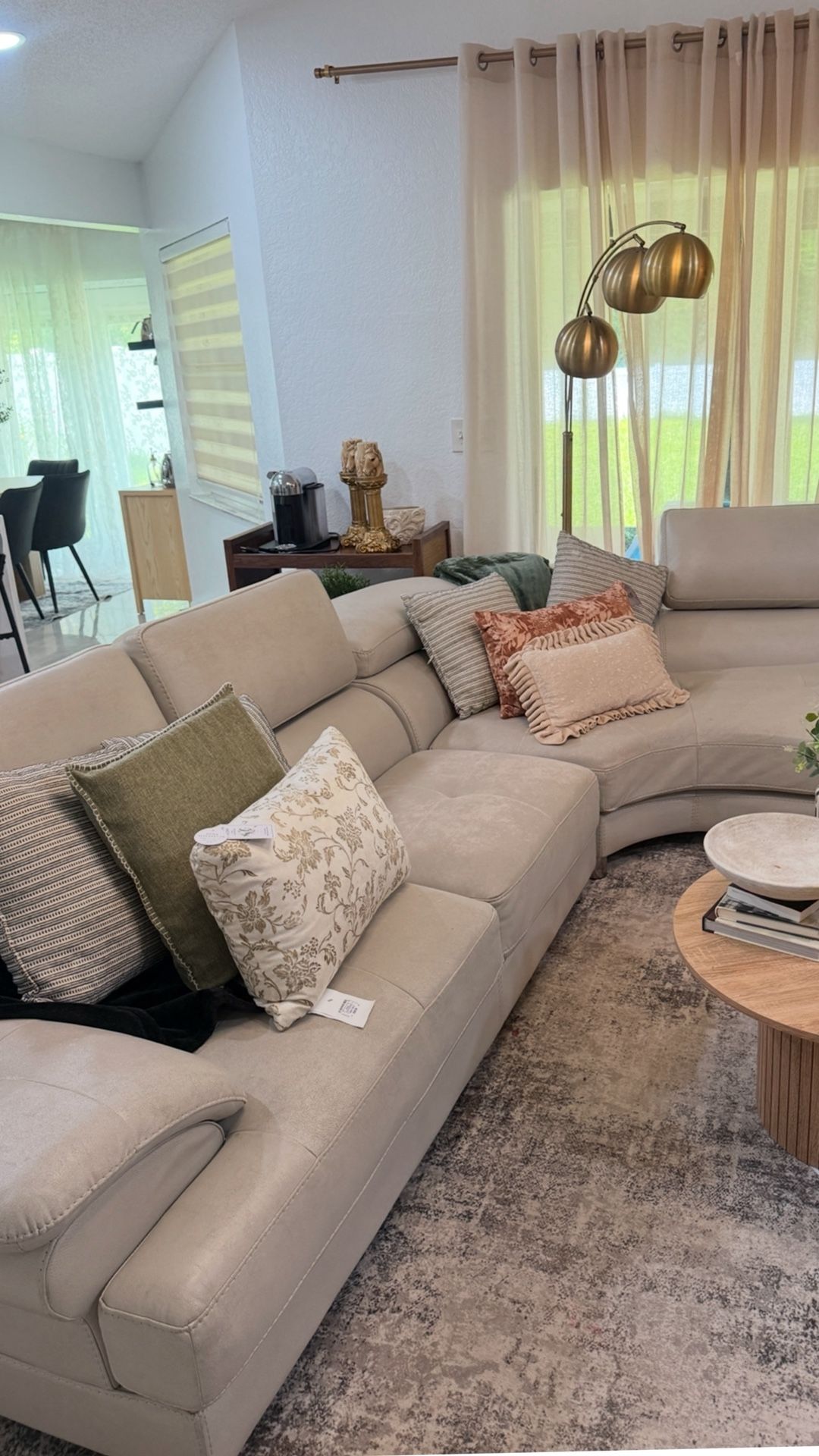 Living Room& sofa