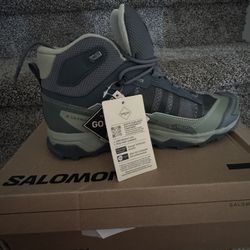 Salomon hiking boots