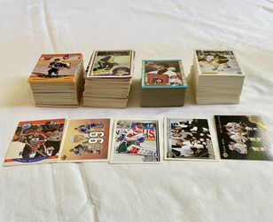 Lot of over 400 Vintage NHL Hockey Trading Cards 