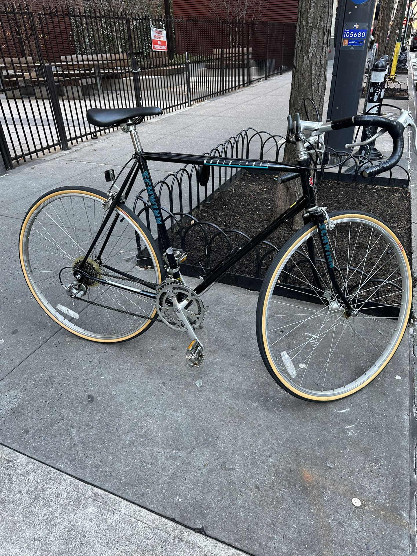 Schwinn World Sport Road Bike 54 cm 10 Speed for Sale in New York NY OfferUp