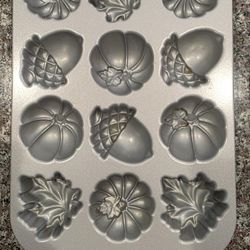 Nordic Autumn 🍏 🍁 Baking Pan