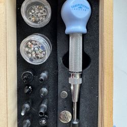 Karen Foster  Punch Kit $20 