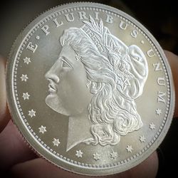 1oz Golden State Mint .999 Silver Round 