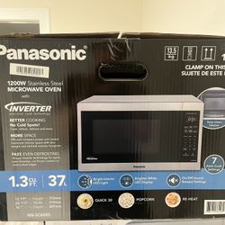 Brand New Panasonic Microwave 