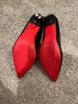 Red bottoms not real