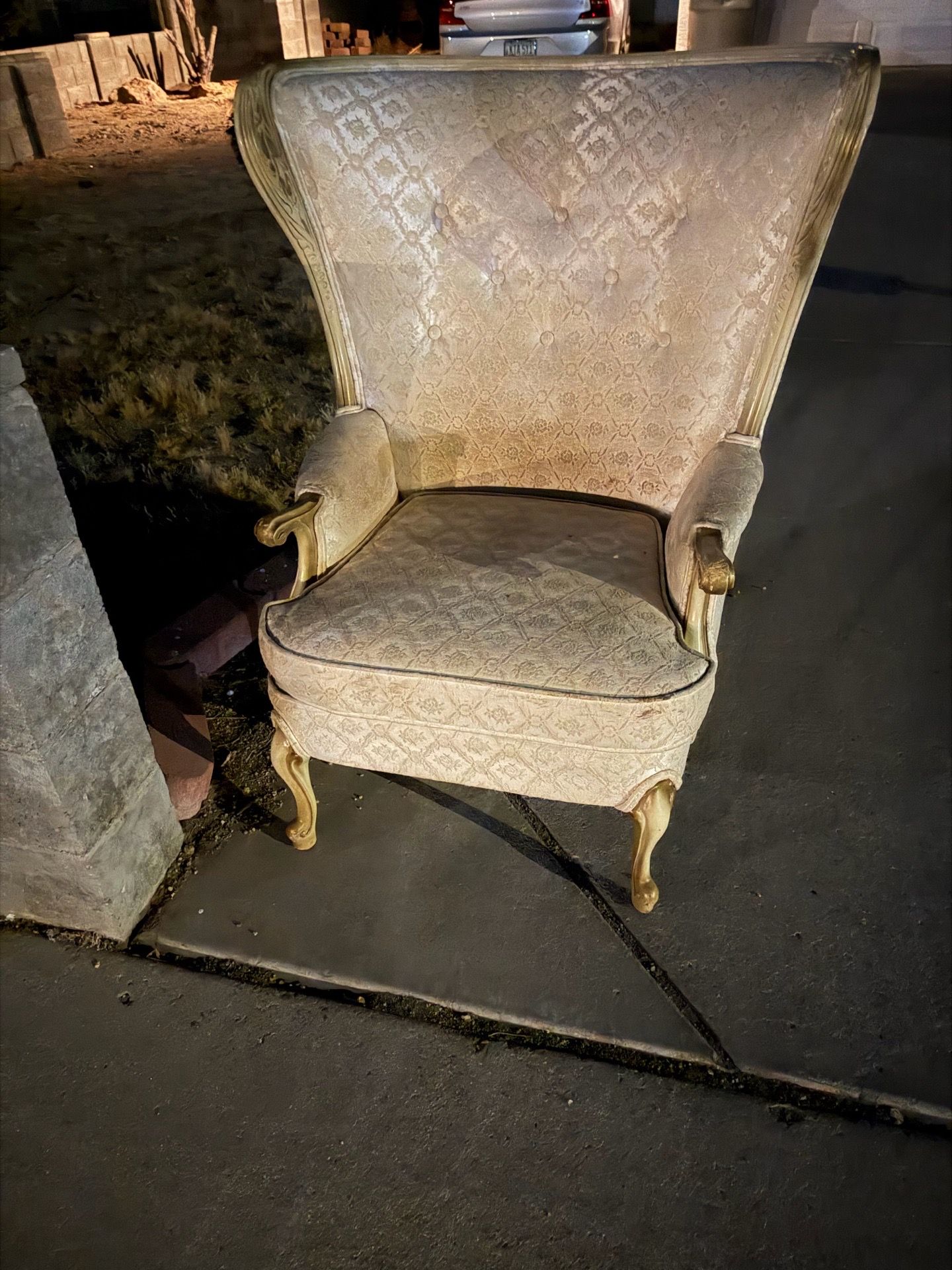 Free wingback chair ***READ***