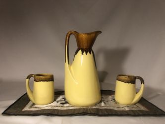 Mid Century Vintage Drip Pattern Pitcher Set