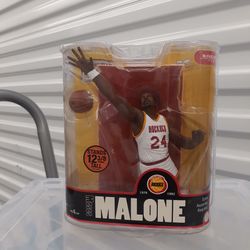 Mose Malone Figure