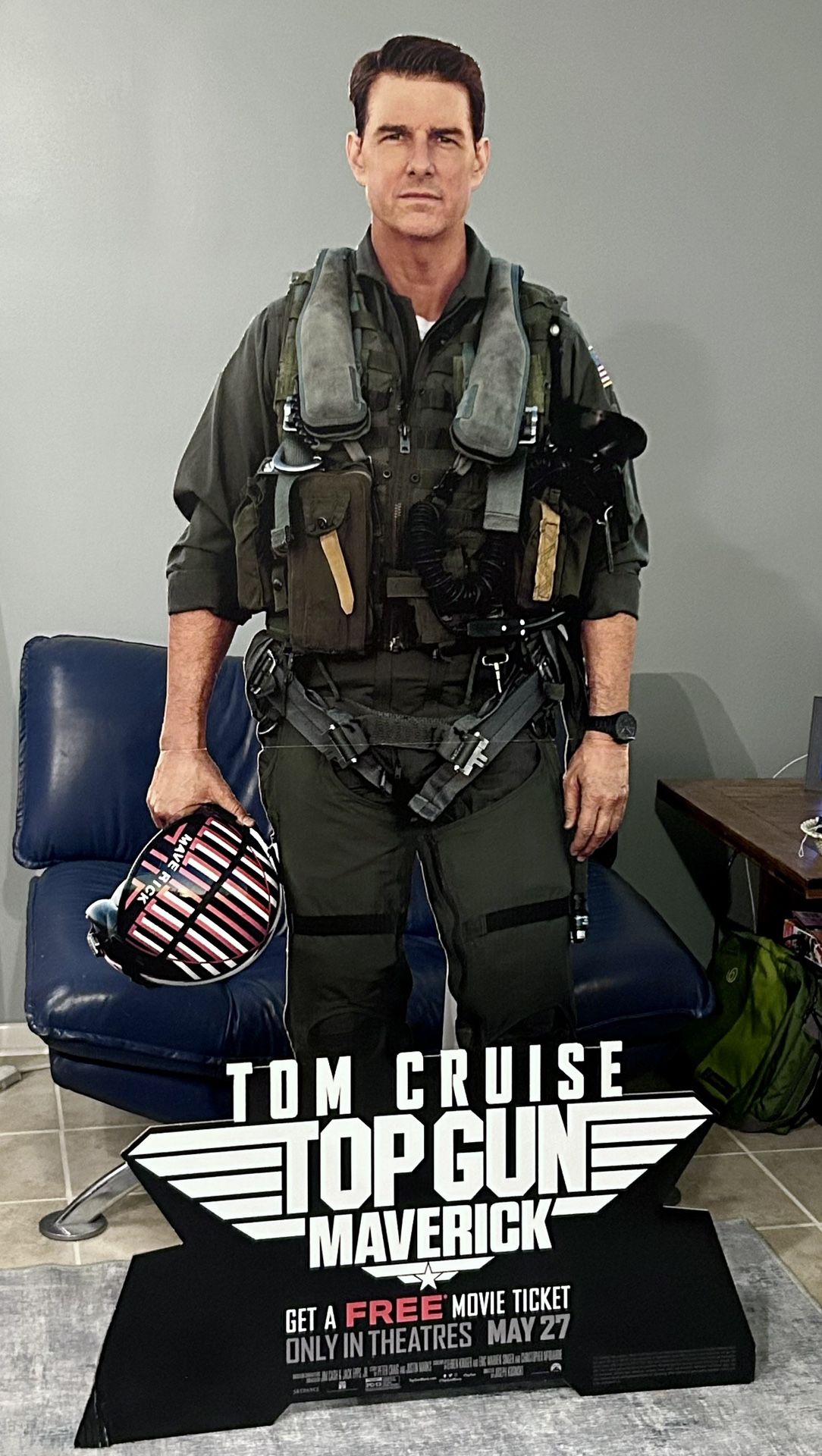 Rare Tom Cruise Top Gun Maverick Full Size Cardboard Cutout Movie Theater Display