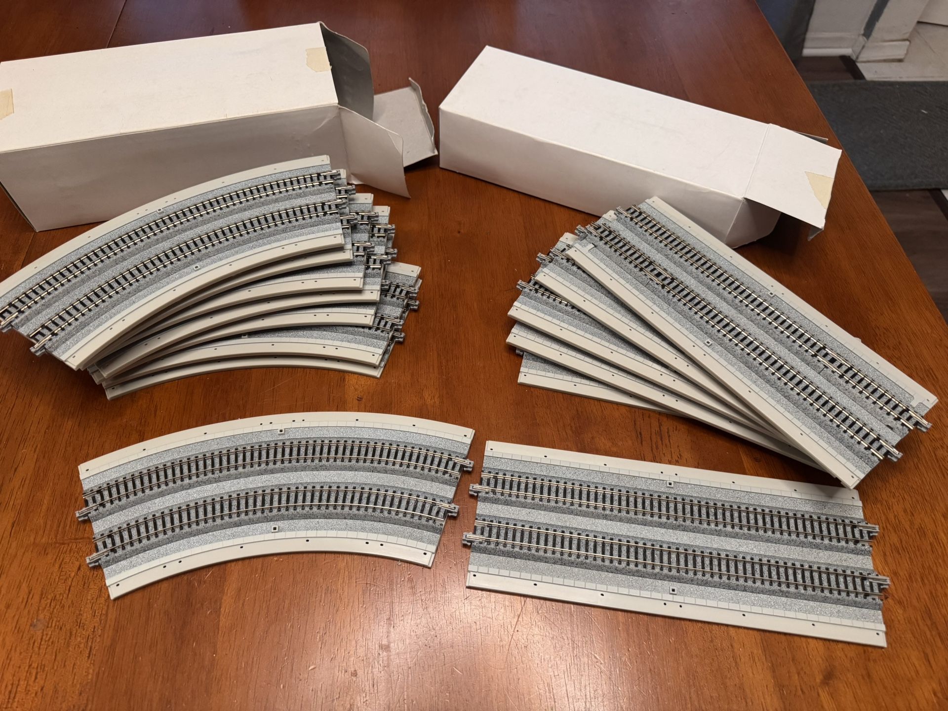 Kato 20-841 N Double Track Plate Set - 14 pieces of track Lot - discontinued set