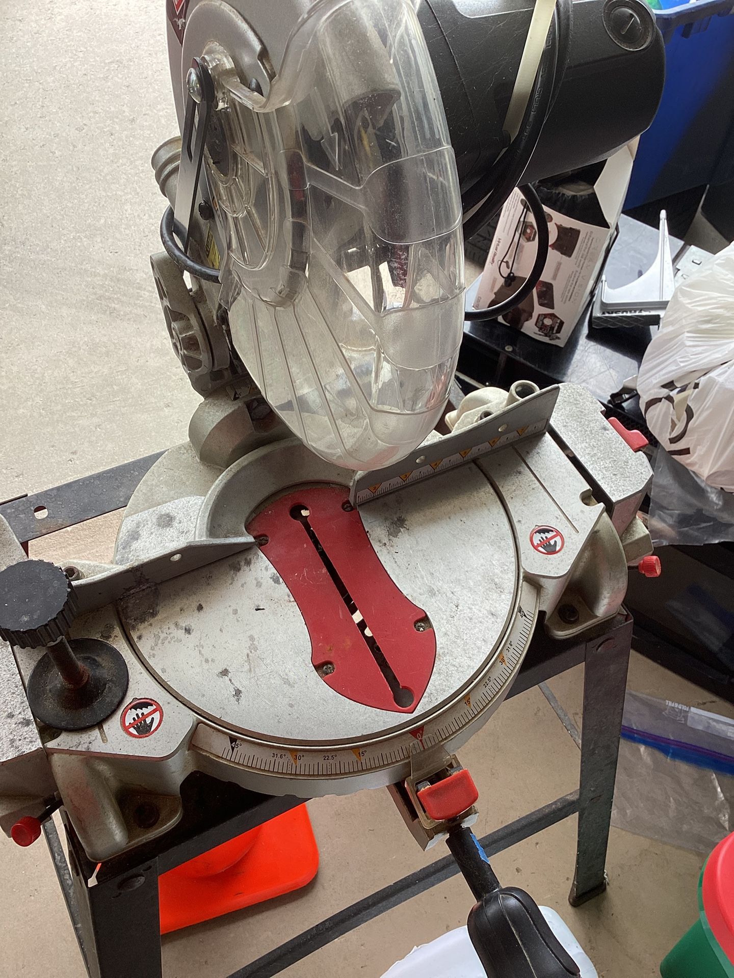Cutting Saws Table Asking $120. Obo