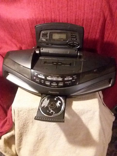 Panasonic RX-ED77 "Cobra Top" Boombox