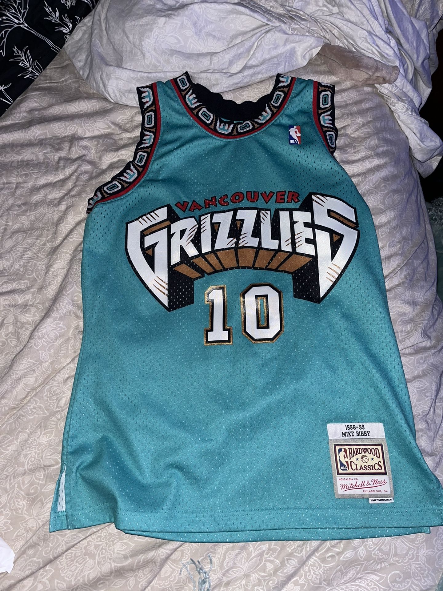 Mike Bibby Jersey Size men’s M