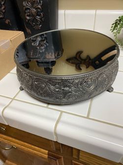 Newer Plateau mirror