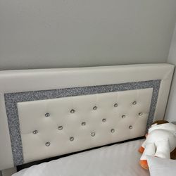 Twin Size Bed Frame With Mattress