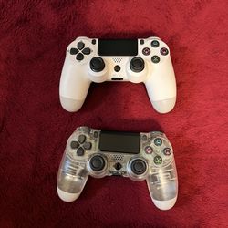 PS4 controllers