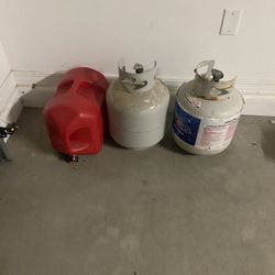 Gas Tanks 