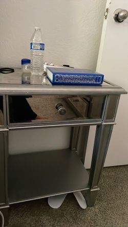 End table