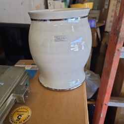 Ceramic Pot