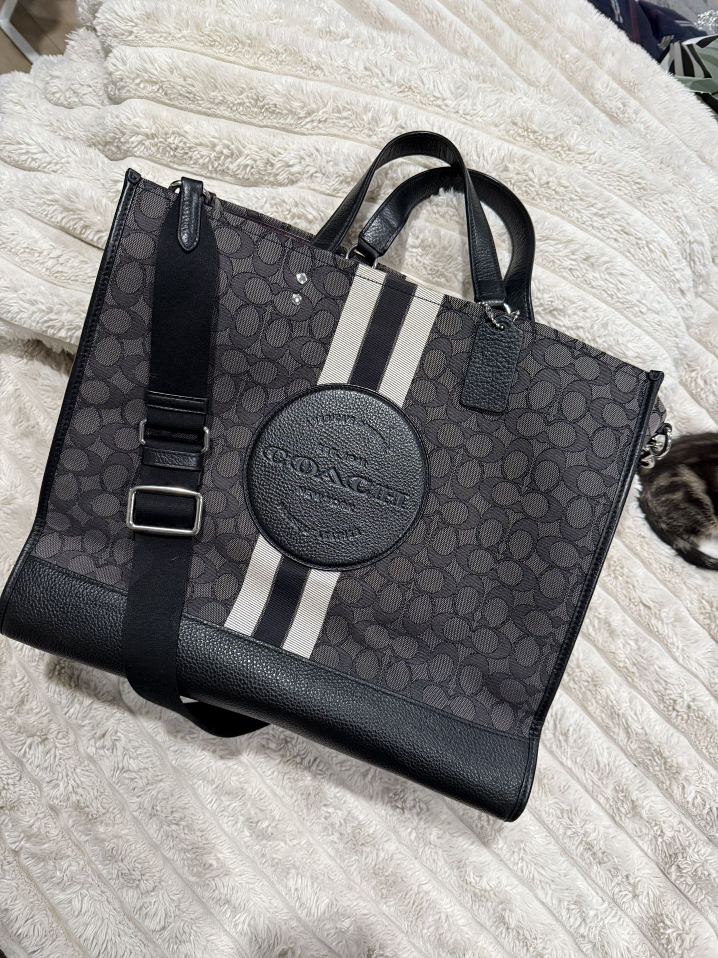 Coach Dempsey Tote 40