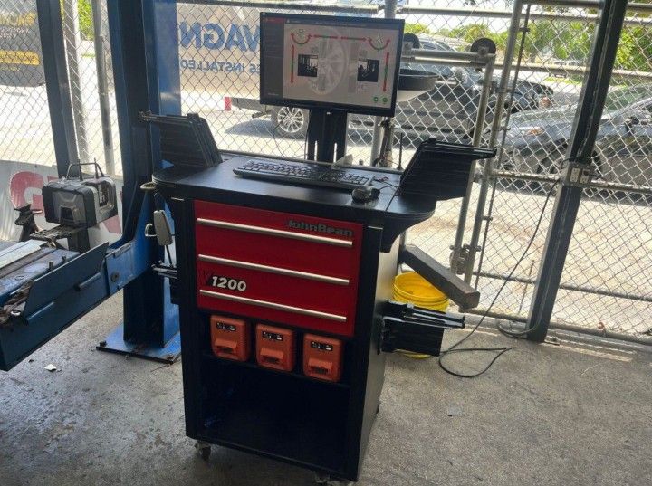 John Bean V1200 Wheel Alignment Machine