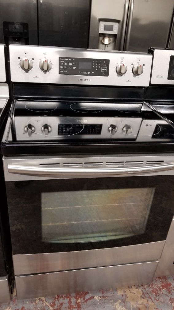 Samsung electric glass top stove stainless steel for Sale in San Antonio, TX OfferUp