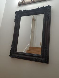 Antic mirror