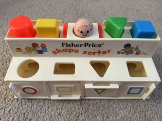 VINTAGE 1974 FISHER PRICE SHAPE SORTER ACTIVITY CENTER #412