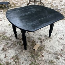 Solid Wood Drop-Leaf Dining Table – Refinished Black / Space-Saving Design