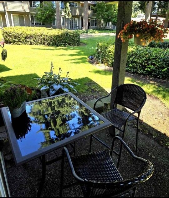 Patio Table & Chairs (Bar Height)