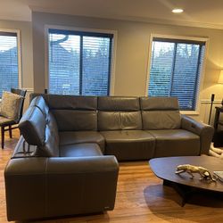 Natuzzi Reclining Sectional Couch With USB Ports 