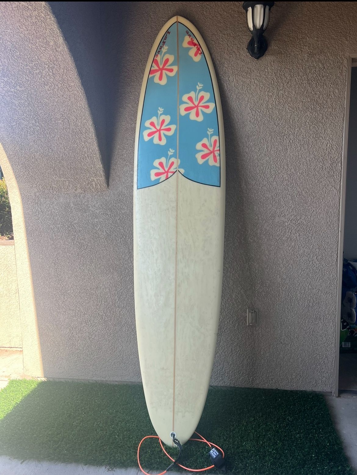 Surfboard 